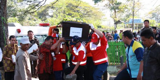 Polisi akan makamkan potongan tubuh korban Sukhoi
