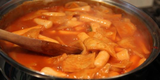 5 Makanan pedas yang populer di Korea
