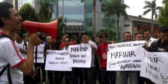 Jurnalis Semarang protes kekerasan Marinir
