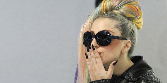 Lady Gaga batal konser, FPI gelar syukuran