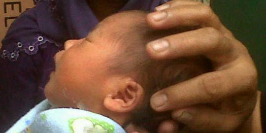 Kuping bayi warga Kramatjati berlafaz Allah