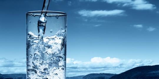 Air putih: Minuman tepat untuk menurunkan berat badan
