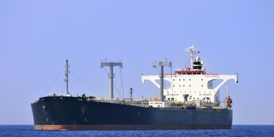Jembatan rancangan BJ Habibie ditabrak kapal tanker