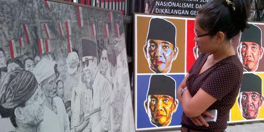 Pelukis Soekarno pamerkan lukisan Bung Karno