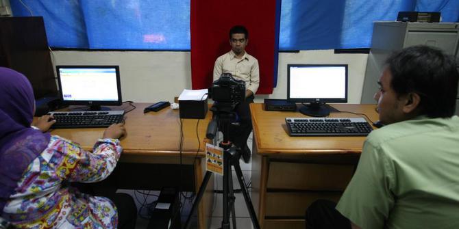 Pendistribusian e-KTP di Jaksel masih terkendala | merdeka.com