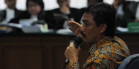 Disebut dalam proyek Hambalang, Menpora siap mundur