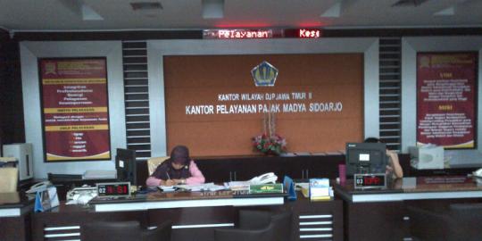 Gaji Rp 15 juta, tak menghentikan Tommy jadi makelar pajak