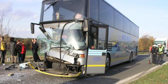 Kecelakaan bus di Nagrek, 3 tewas 11 luka-luka