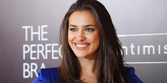 Irina Shayk, pelabuhan hati Cristiano Ronaldo