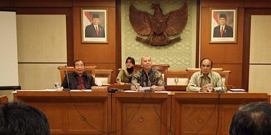 Paling cepat, BK periksa Karolin Selasa