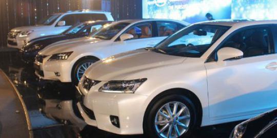 Lexus siap tambah 50 mobil hibrida merdeka.com