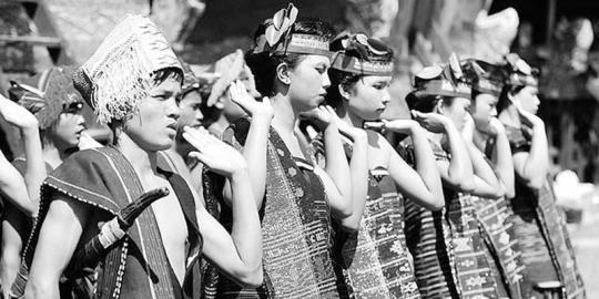  Pemerintah RI kini sibuk data warisan budaya