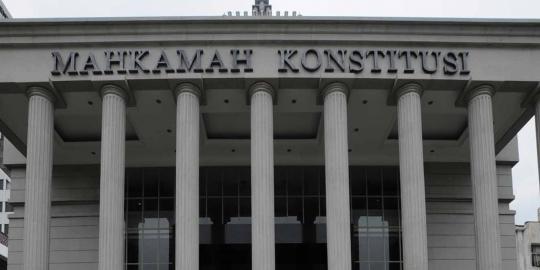 MK sidangkan pasal batas usia hakim ad hoc PHI