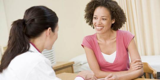 4 Pertanyaan terpendam wanita pada dokter kandungan mereka