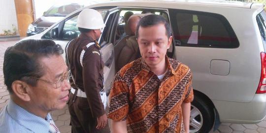 10 Jaksa susun dakwaan untuk Dhana