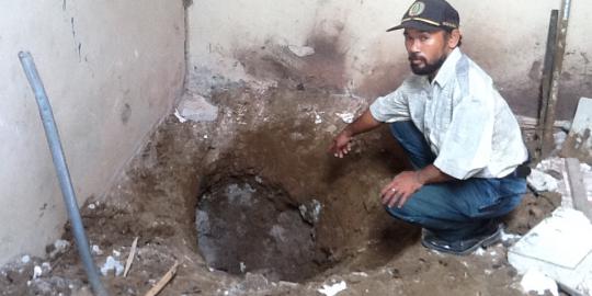 Meteor itu ternyata mesin pabrik peleburan besi