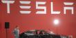 Tesla Model S, sedan sport tenaga listrik resmi dipasarkan.