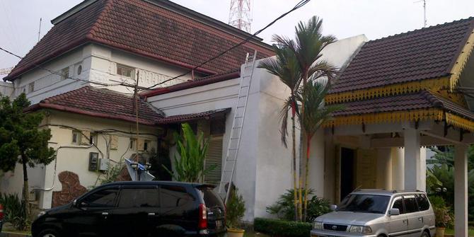 Merinding bekerja di tempat bekas bangunan Belanda 