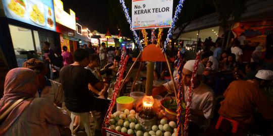 Bakpia menyaingi kerak telor di PRJ