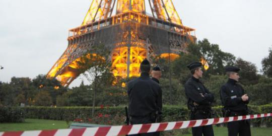 Menara Eiffel populer jadi tempat bunuh diri?