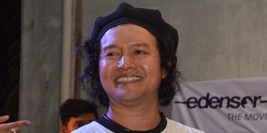 Andrea Hirata bukan penulis yang bawel  merdeka.com