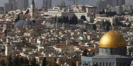 Setengah hati menjegal ambisi Israel 