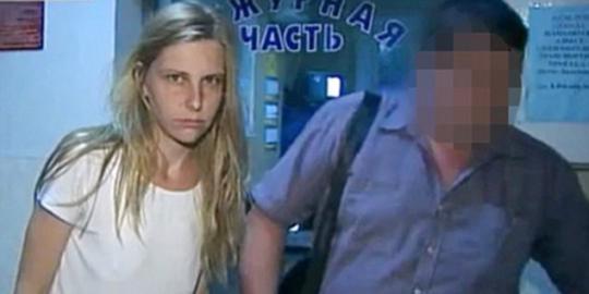 Sadis, wanita Rusia lempar anak dari lantai 15