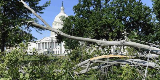 Badai Derecho lumpuhkan Washington hingga berhari-hari