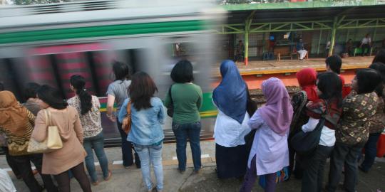 Pelayanan masih buruk, tarif Commuter belum layak naik