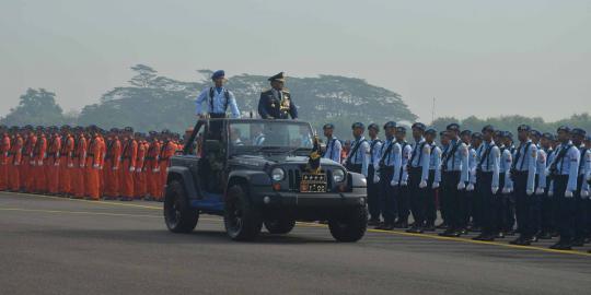 MK diminta pertegas tafsir pasal pengunduran diri TNI Polri