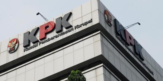 KPK periksa sekretaris menpora terkait PON Riau