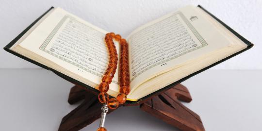 Alquran dikorupsi, Kemenag dibubarkan saja