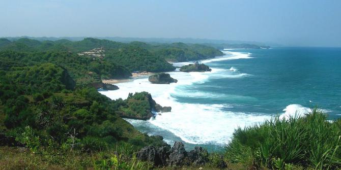 Pantai Parangkusumo Gerbang Istana Nyi Roro Kidul Merdekacom