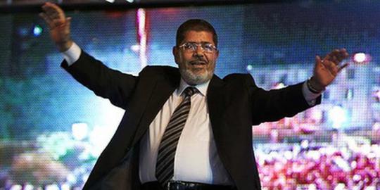 Mursi batalkan pembubaran parlemen