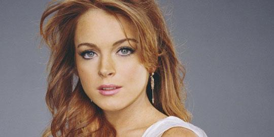 Hair extension mambuat rambut Lindsay Lohan hampir botak 