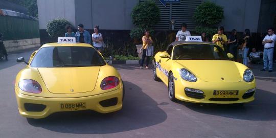 Taksi Ferrari dan Porsche untuk promosi film