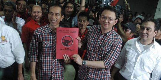 Pojokkan Jokowi dengan isu SARA, sama dengan malapetaka