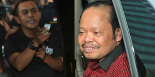  Asyik main HP, wagub Aceh disemprot Sutan Bhatoegana