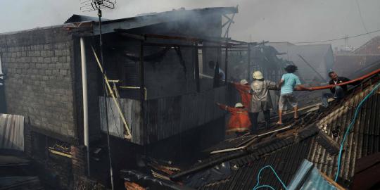 Dua korban luka akibat kebakaran Kompleks AL Manggarai 