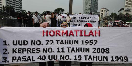 Aksi solidaritas korban gusuran rumah TNI