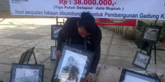 Seniman Bandung jual lukisan bergambar ketua KPK