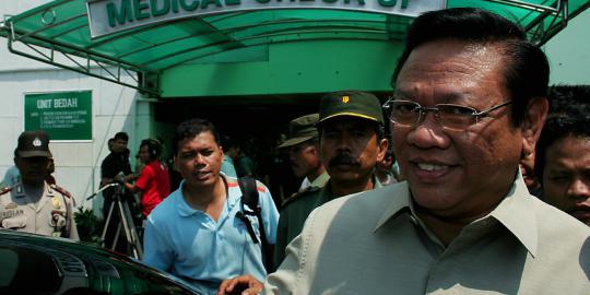 Harga sembako naik, Agung Laksono salahkan pedagang
