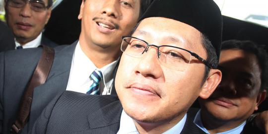 Sidak pasar, Anas beli ayam untuk sahur