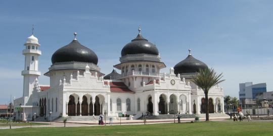 Kisah Masjid Baiturrahman dibakar Belanda