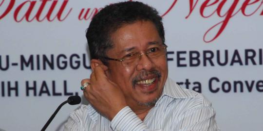 Karni Ilyas, pindah atau bertahan?