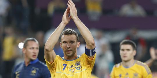 Demi politik, Shevchenko percepat gantung sepatu