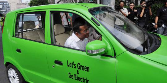 Dahlan, dari mobil hingga motor listrik