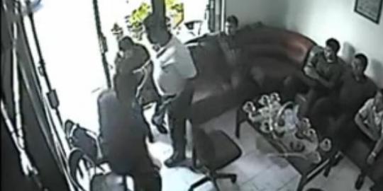 Polisi: AKBP Tedi tampar pengusaha simulator karena kesal