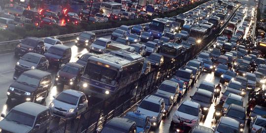 7 Titik rawan macet  di Jalan  Raya  Serpong merdeka com