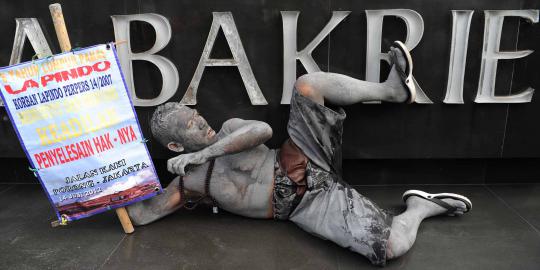 Ada duit Bakrie di balik maaf Suwandi?
